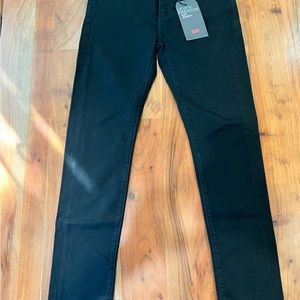 Black Levi’s 510 skinny stretch men’s 30 x 32